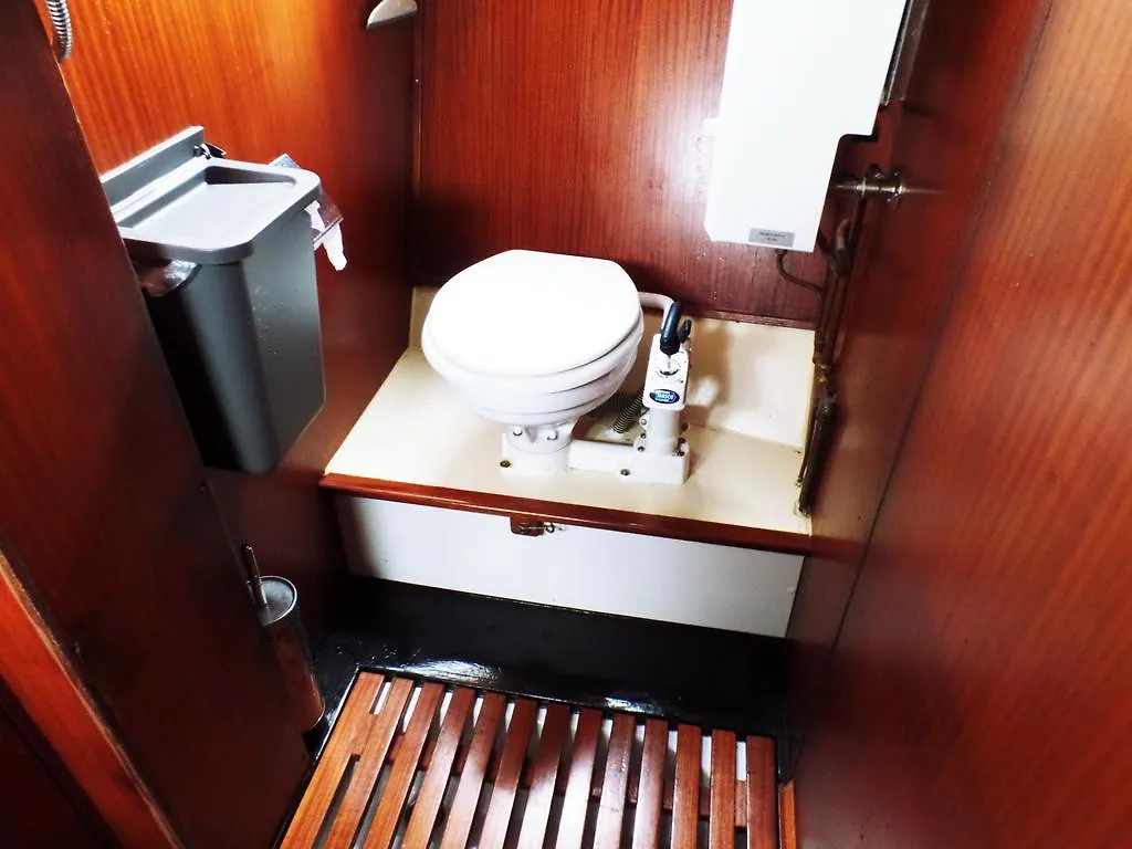 Hotel Private Ship Rotterdam Center Botel