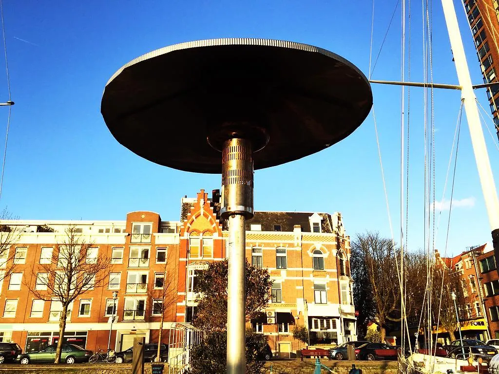 Hotel Private Ship Rotterdam Center