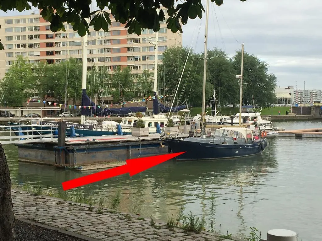 Botel Private Ship Rotterdam Center Hotel