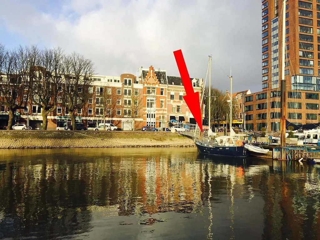 Botel Private Ship Rotterdam Center Hotel